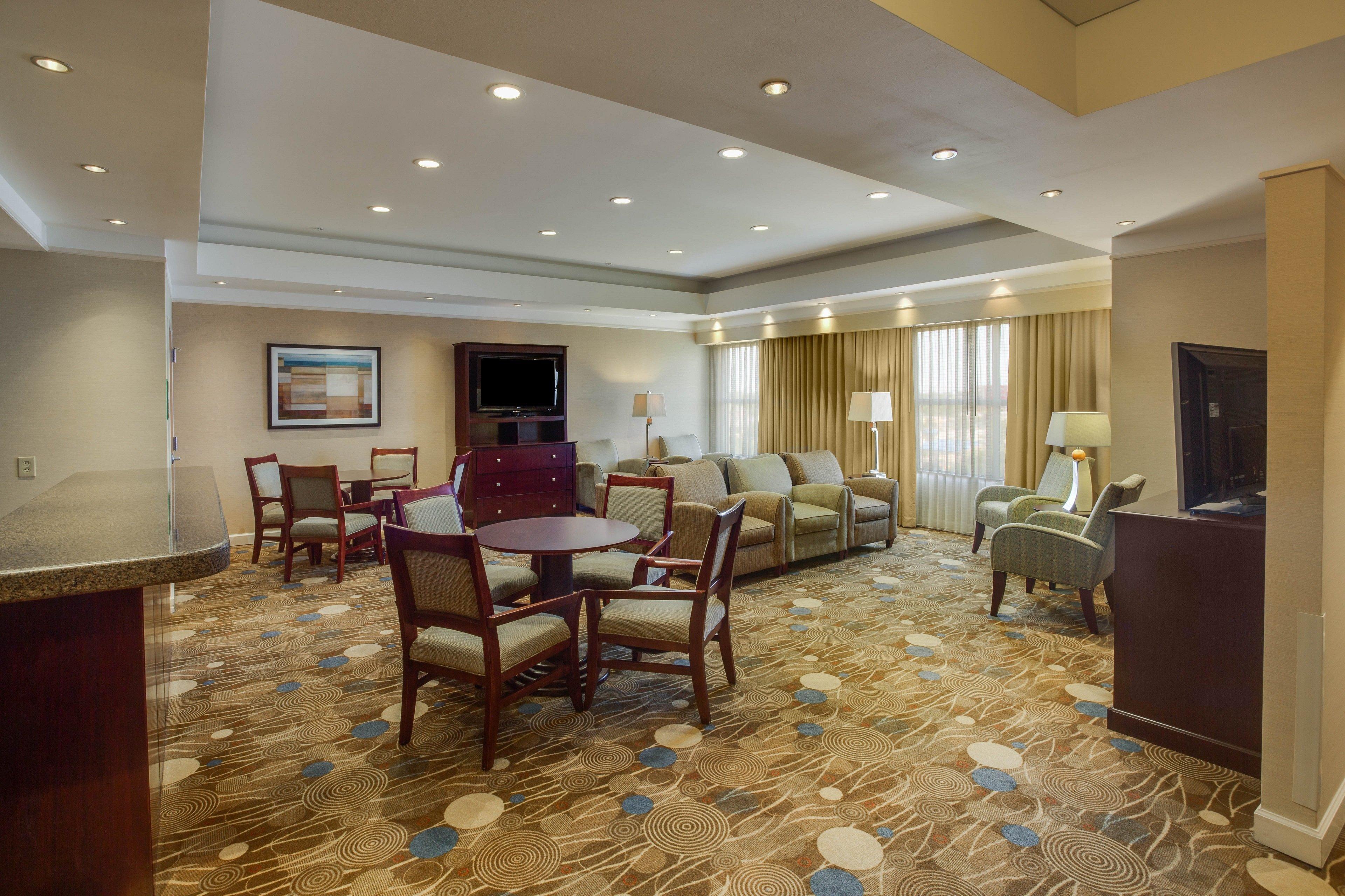 Holiday Inn Baton Rouge College Drive I-10 By Ihg Esterno foto