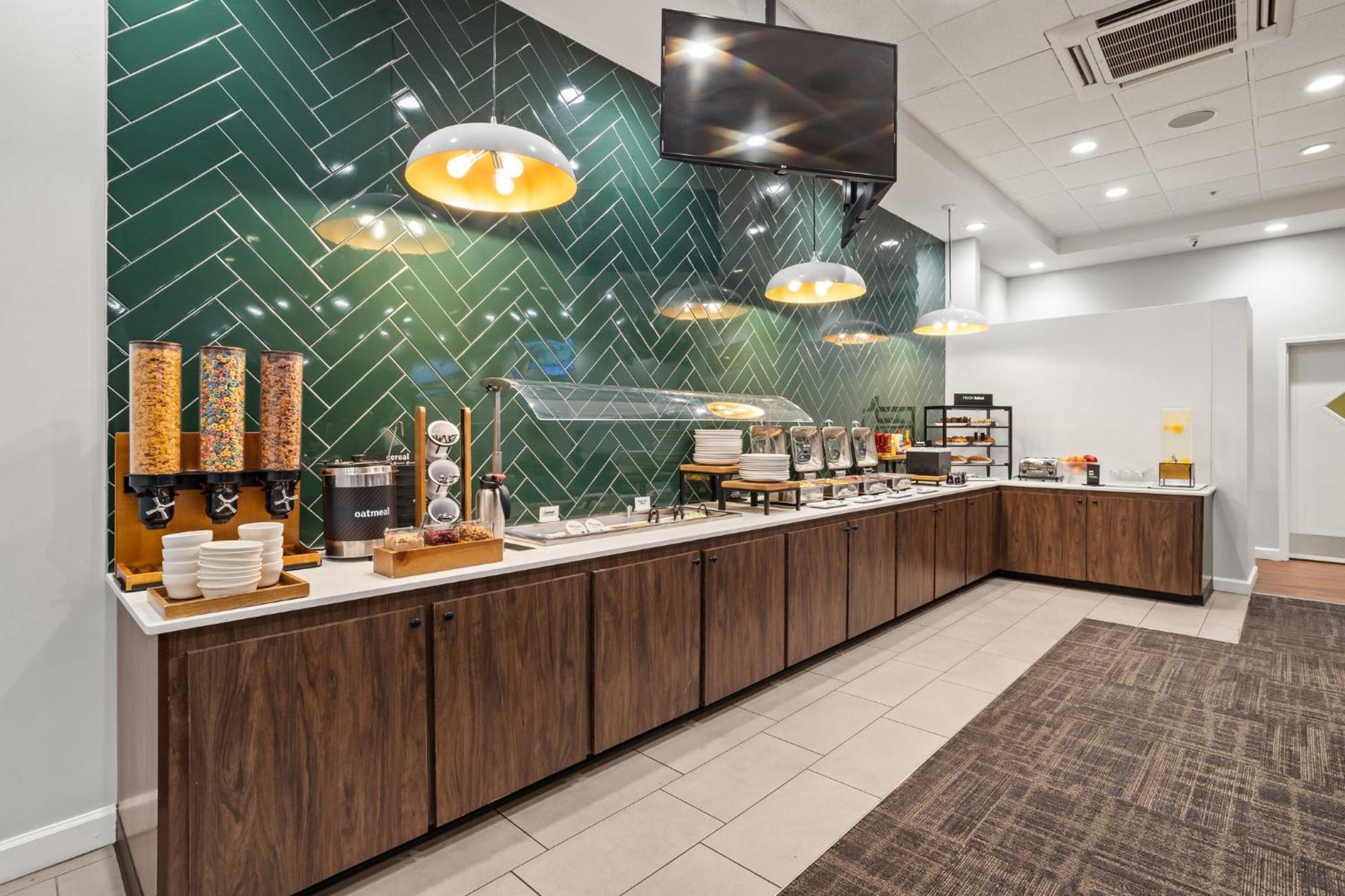 Holiday Inn Baton Rouge College Drive I-10 By Ihg Esterno foto