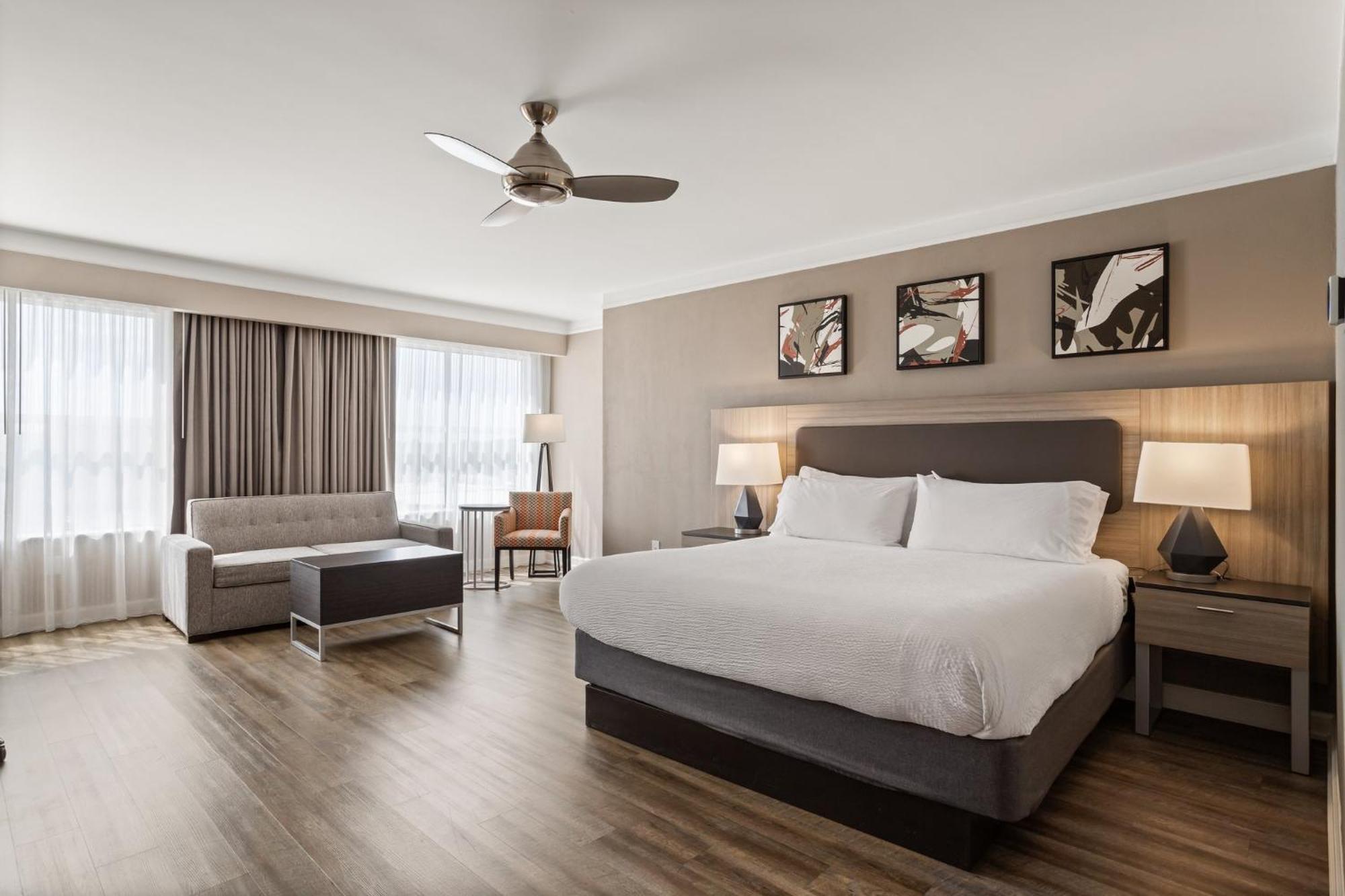 Holiday Inn Baton Rouge College Drive I-10 By Ihg Esterno foto
