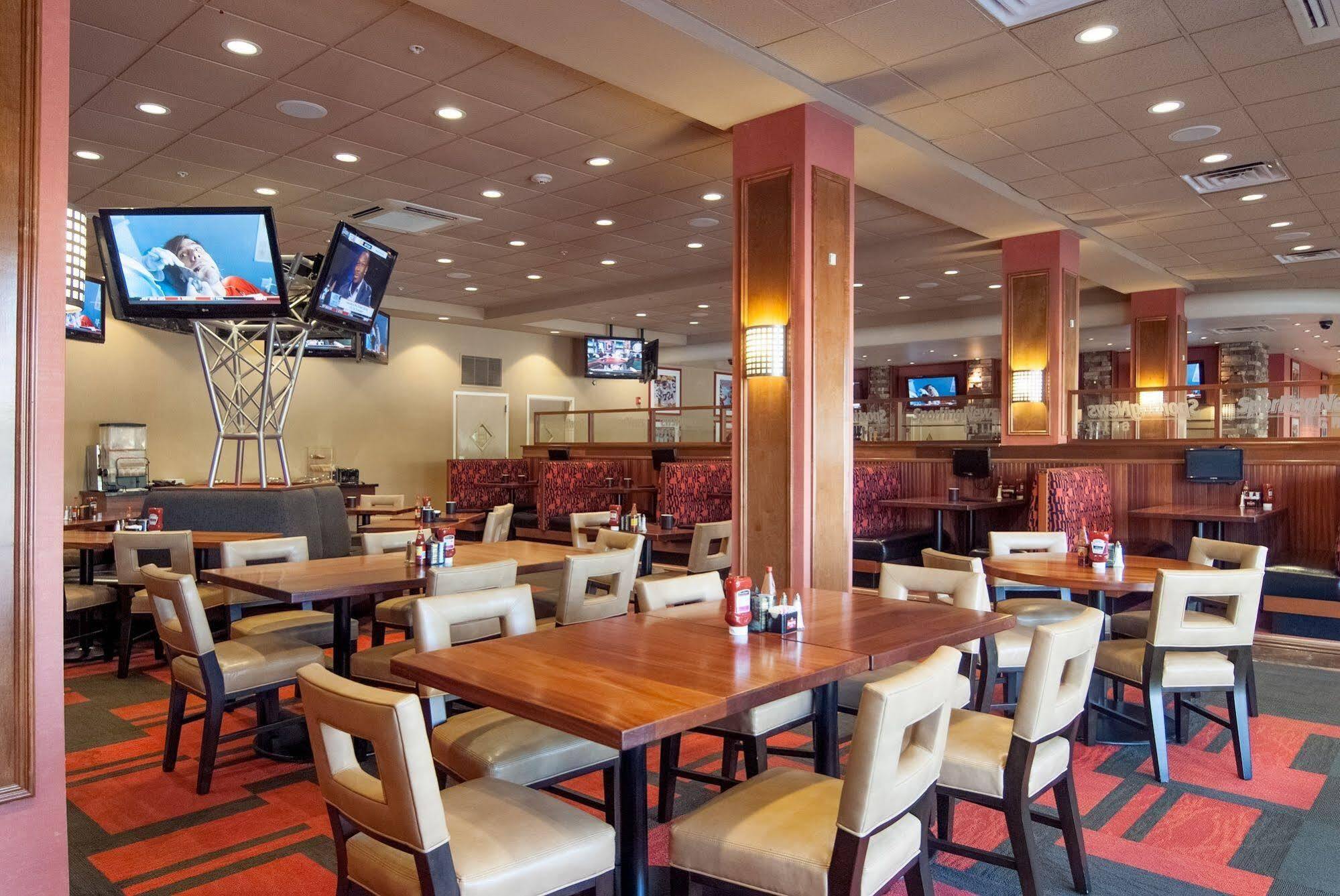Holiday Inn Baton Rouge College Drive I-10 By Ihg Esterno foto